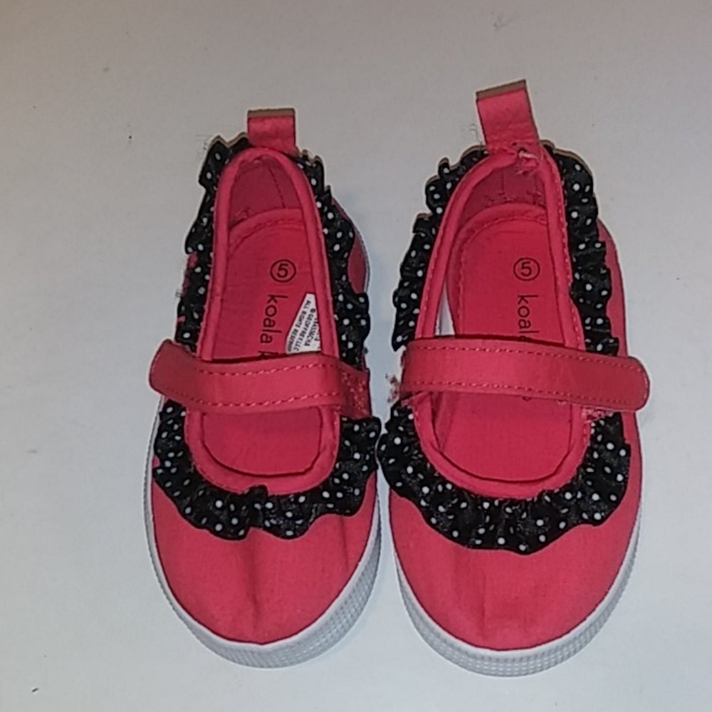 Koala kids Mary Jane Sneaks Baby Girl Size 5